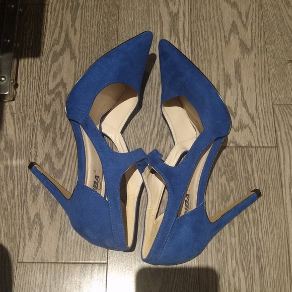 Diba Shoes - Beautiful royal blue shoes by Diba🍀🍀🍀